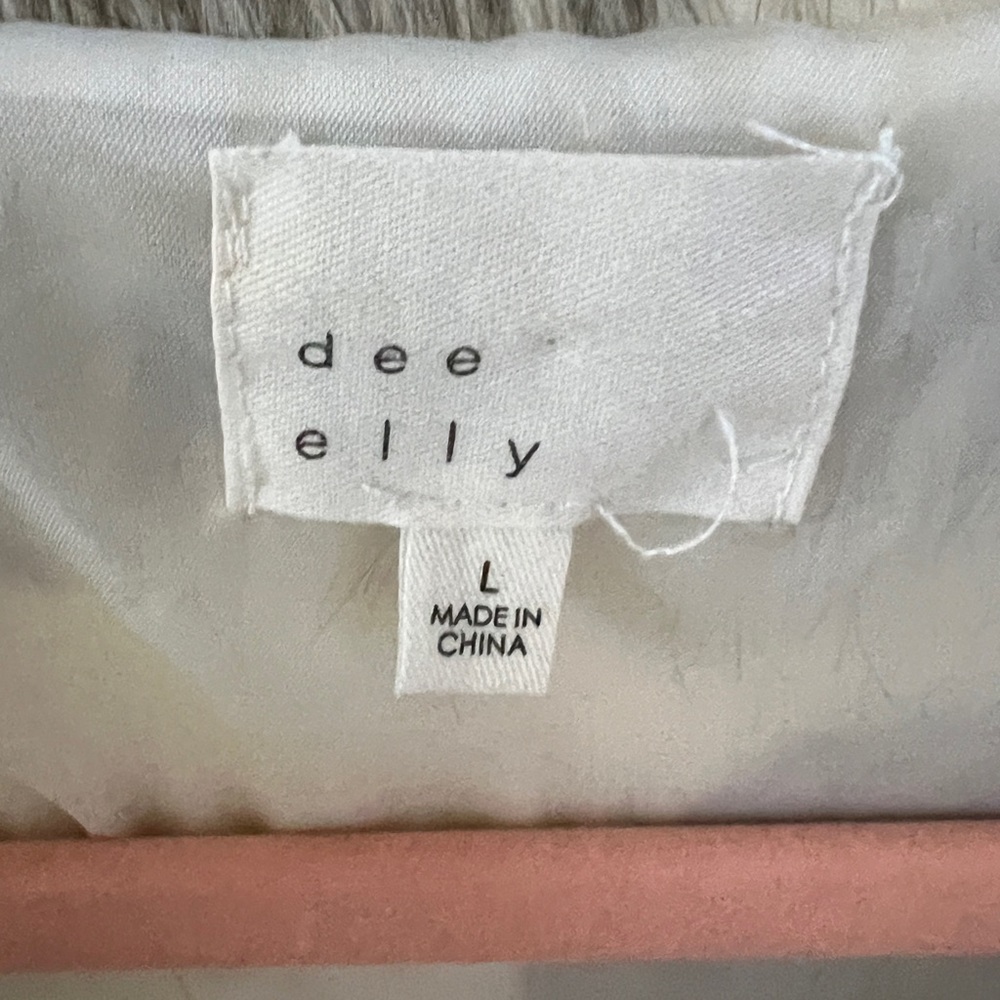 Dee Elly Faux Fur Jacket  - Large - NWOT - Picture 4 of 7